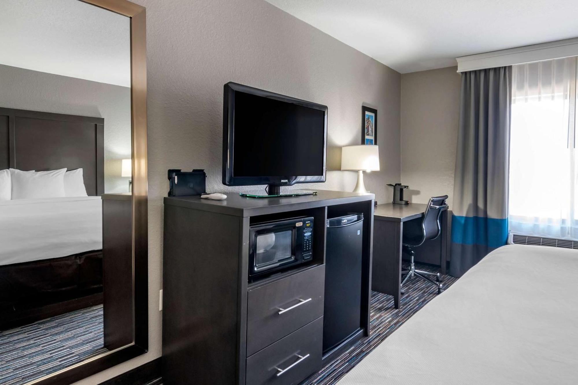 Comfort Inn & Suites Emporia Dış mekan fotoğraf